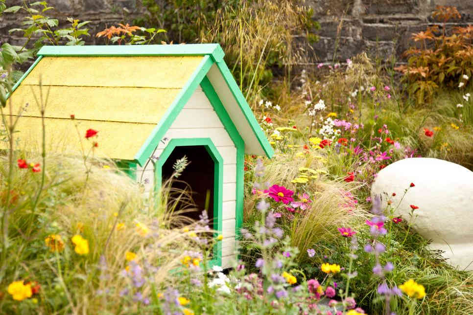 Garden Dog House